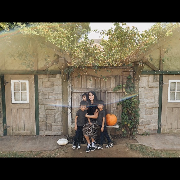 MEET YOU SELLER/BUYER !🎀 - Picture 2 of 3